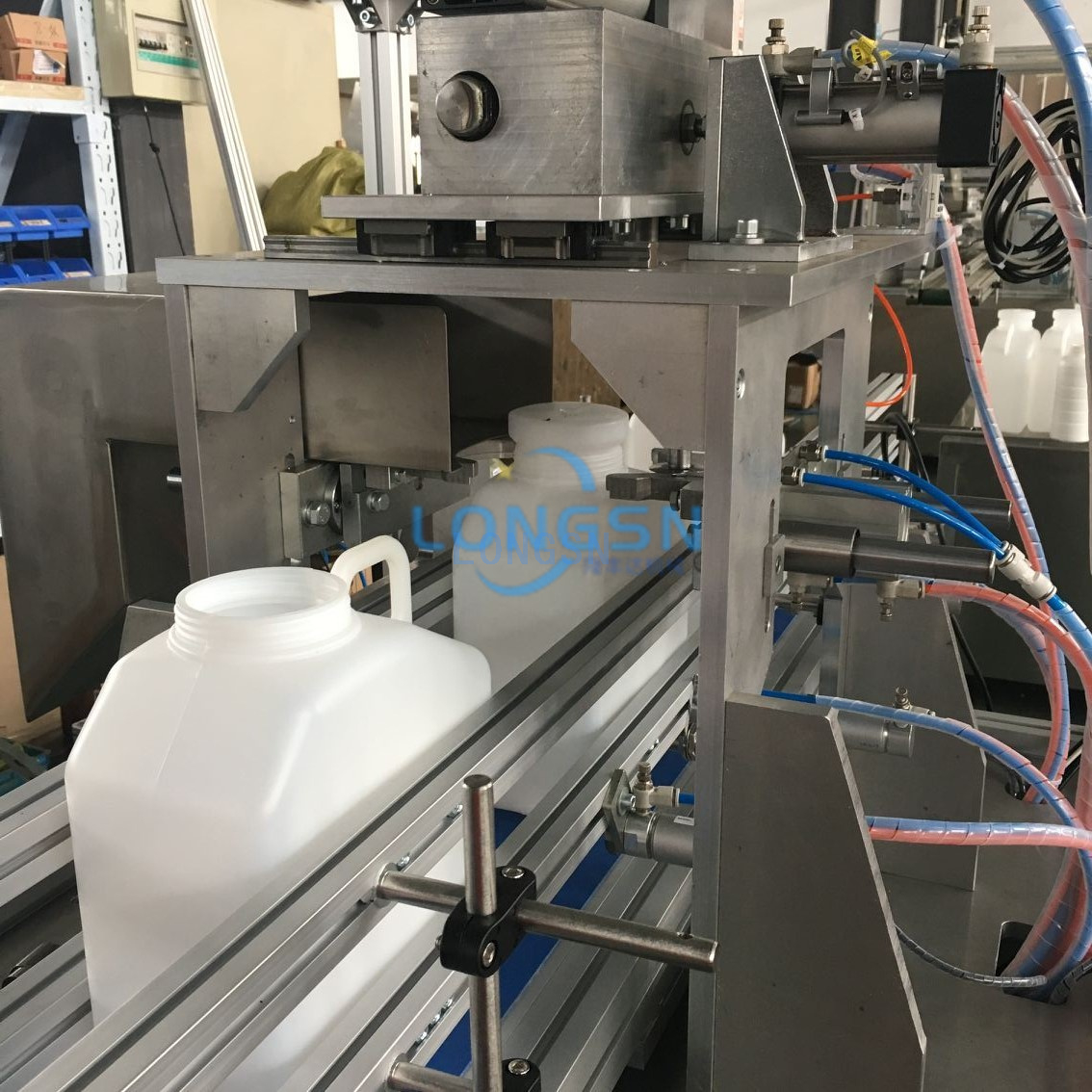 Automatische Kunststoffgläser Dosen Flaschenhals Mundschneider Hersteller von Schneidemaschinen