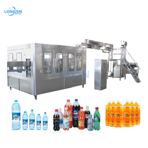 Automatisches Soda-Erfrischungsgetränk, sprudelndes kohlensäurehaltiges Flaschenwasser, das eine Abfüllmaschine herstellt