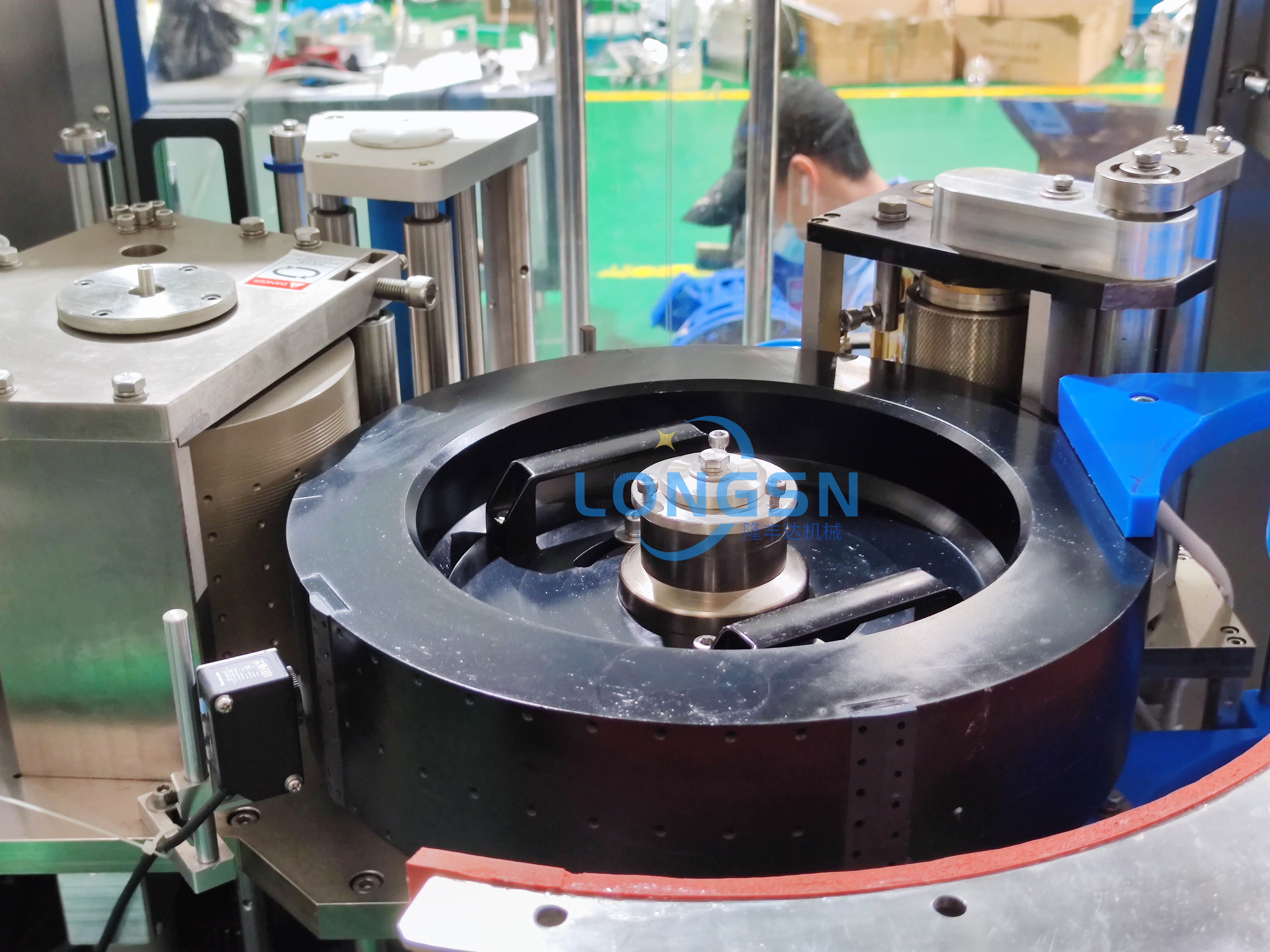 Turnkey Project Automatic Hot Melt Melt Libue Stick Opp -Etikettsmaschine für Flaschen